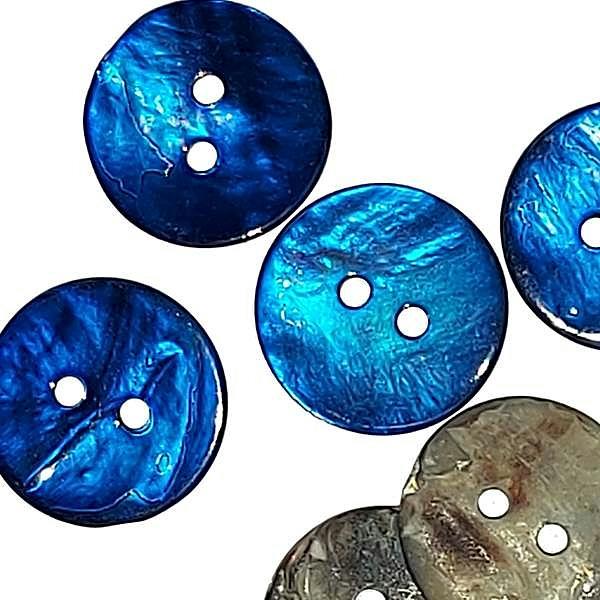 lackierter - Zweiloch Perlmuttknopf dunkelblau Naturstoffe Florence Knopf