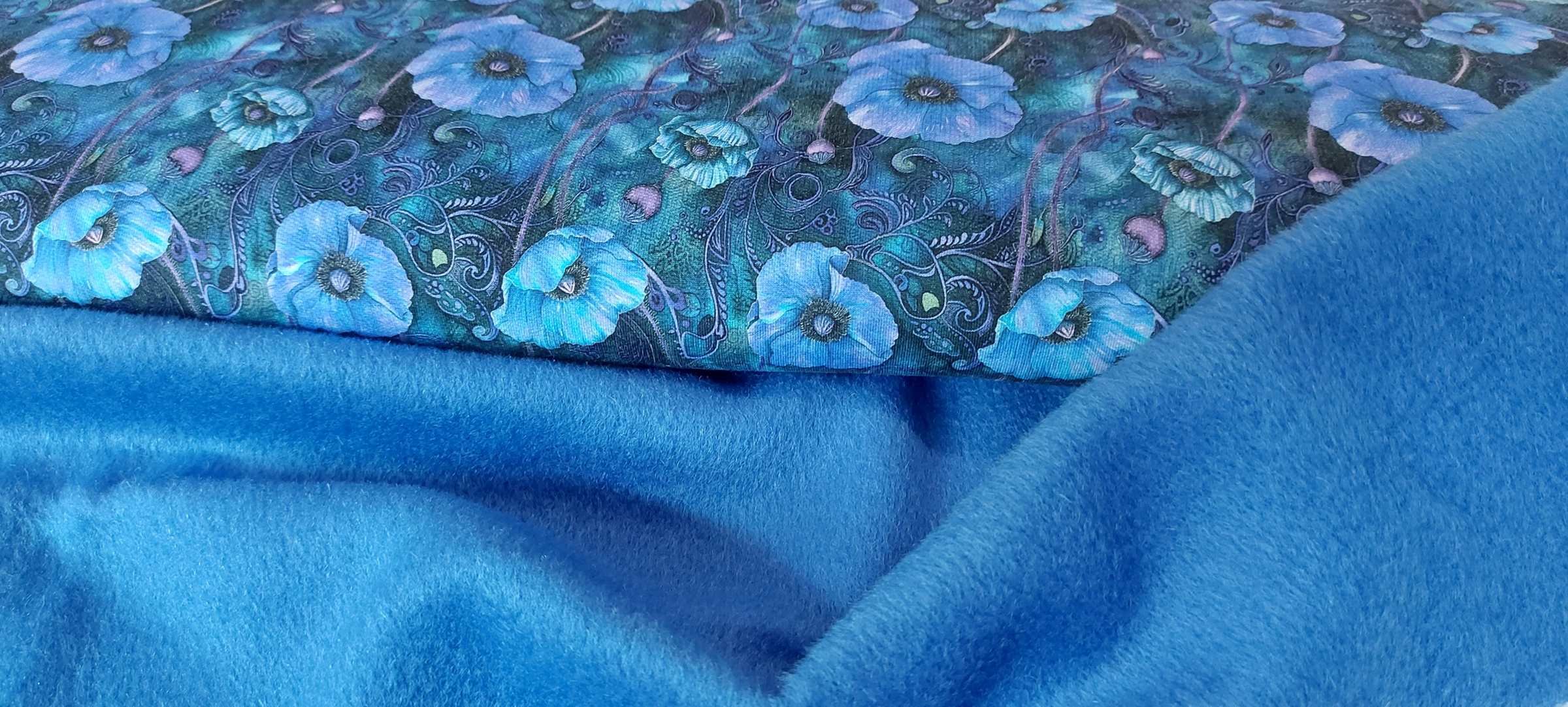Kaschmirmix Mantelstoff Palastblau und Mohnblumen Sweat 
