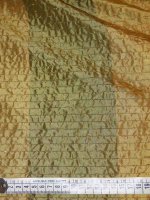 Reiner Seidentaft Gold-Grün Streifen Farbwechsel mit Stickerei-Effekt