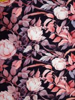 Viskosejersey -Mitternachtsrose Mauve–Rosé– Rosenprint auf Schwarz