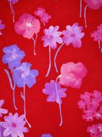 Viskose -Aquarellblüten auf Rubinrot- Blumenprint